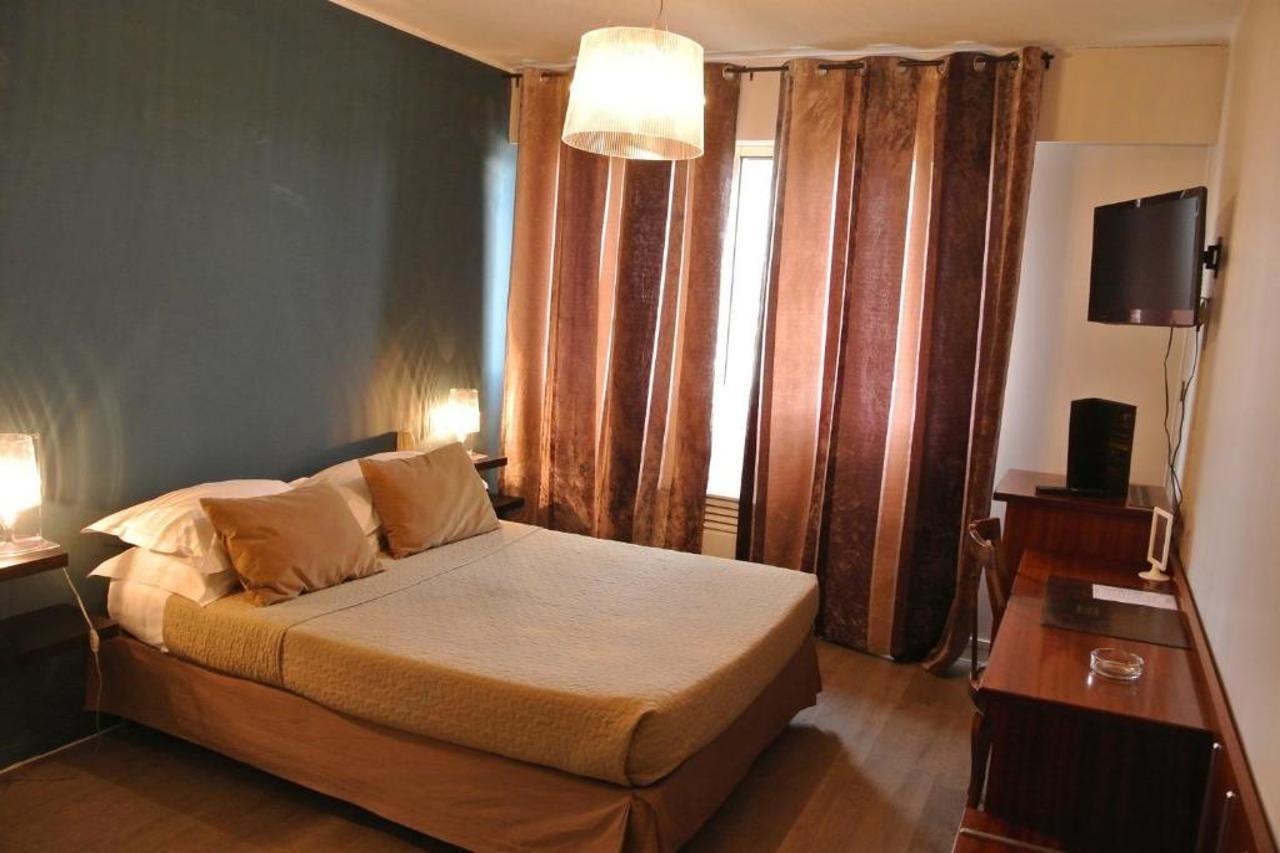 Hotel Albion Ajaccio  Exterior photo